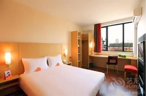 Ibis Changchun Jianshe Street Exterior foto